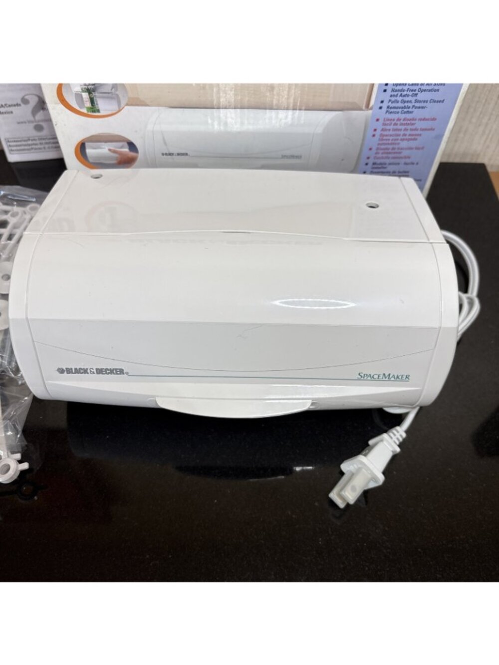 Black & Decker Spacemaker EC700 Can Opener Sharpener Slimline Under Counter - Picture 2 of 15